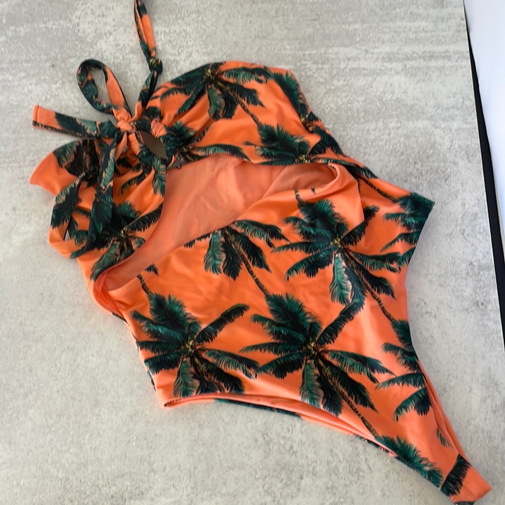 Tropical printed bathing suit